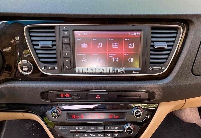 Kia Sedona 2019 Trắng 88.000 Km