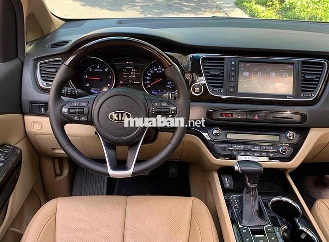 Kia Sedona 2019 Trắng 88.000 Km