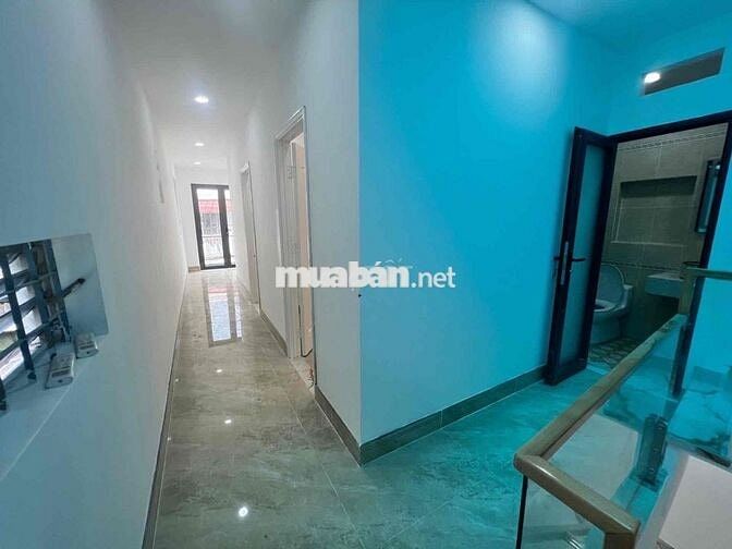 NHÀ ĐẸP Ở NGAY – 3 TẦNG SÂN THƯỢNG – HXH SÁT MẶT TIỀN – NGANG ĐẸP 5.2M