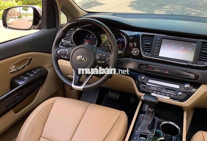 Kia Sedona 2019 Trắng 88.000 Km