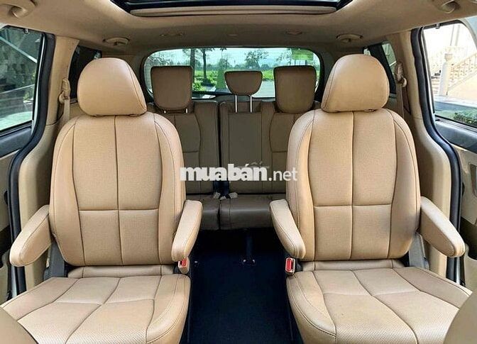 Kia Sedona 2019 Trắng 88.000 Km
