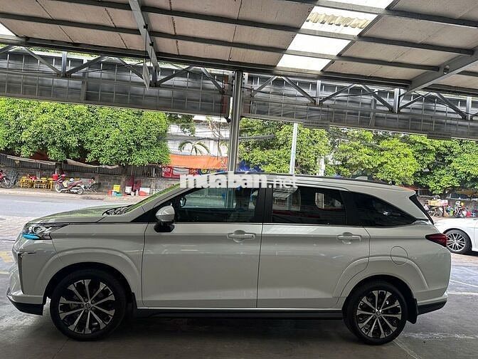 Toyota Veloz Top 2025 Trắng 13.700 km
