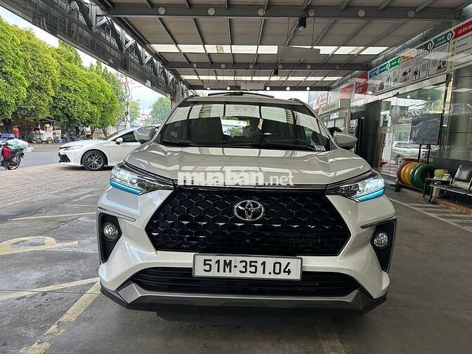 Toyota Veloz Top 2025 Trắng 13.700 km