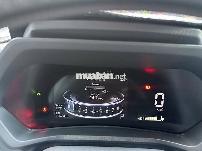 Toyota Veloz Top 2025 Trắng 13.700 km