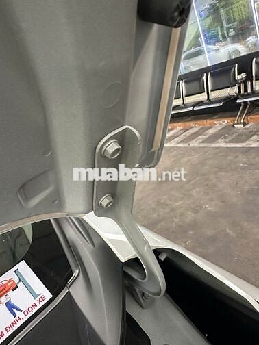 Toyota Veloz Top 2025 Trắng 13.700 km