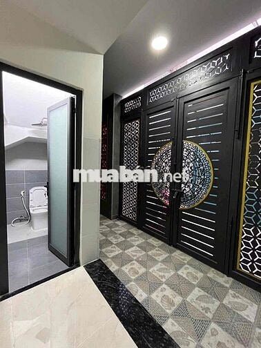 Nhà MTKD Lương Thế Vinh.DT:6.5 X 12m Trêt  2Lâu ST 4PN 4WC