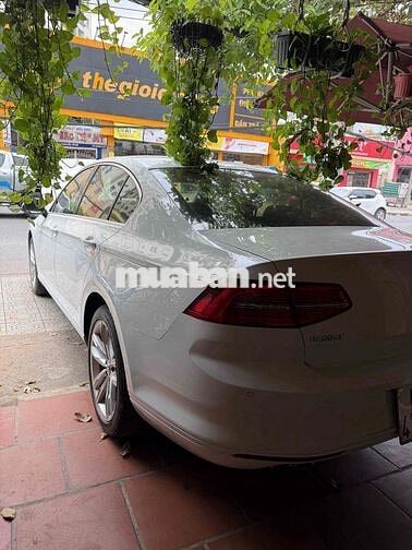 Volkswagen Passat 2018 Trắng