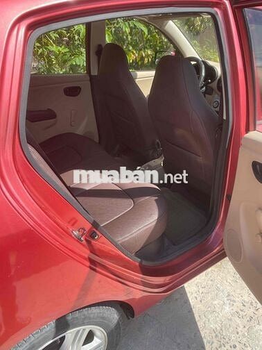Hyundai i10 2009 màu Đỏ