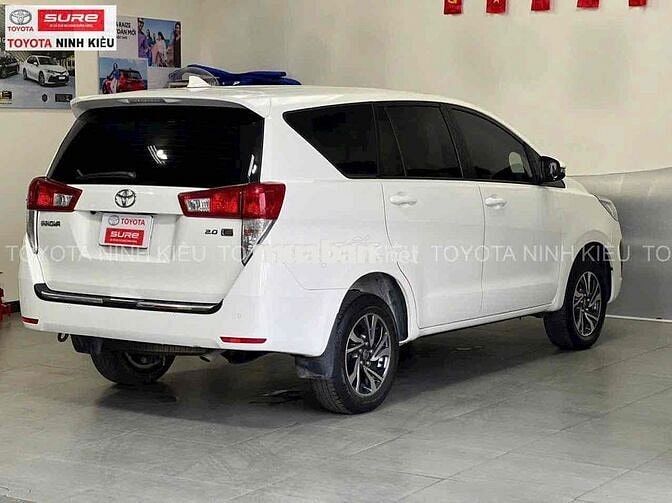 Toyota Innova 2024 2.0E Trắng 91.000 km