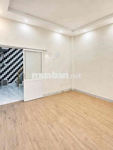 🏠 Nhà Quận 11 gần Đầm Sen - Hẻm xe hơi thẳng - cách mặt tiền chỉ 15m -