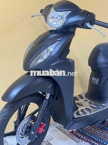 Vision 2022 Thể thao Đen mù siêu mới 43E1-637.97
