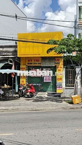 Nhà mặt tiền đường Nguyễn Ảnh Thủ, Bà Điểm