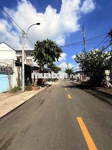 VĂN PHÒNG XƯỞNG 500M2 ĐƯỜNG XE TẢI 10 TẤN, XTT-15, BÀ ĐIỂM, HÓC MÔN