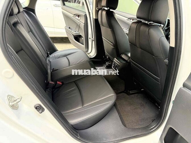 Honda Civic 2019 1.8G 57000 km nhập Thái Lan