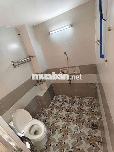 cho thuê nhà đg.nội bộ cmt8.p5.tân bình