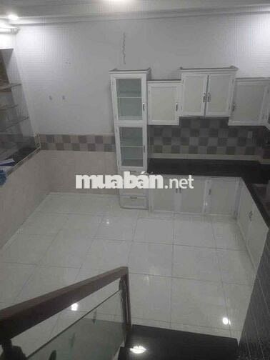 GẦN CHỢ ĐẦU MỐI - ĐƯỜNG LÊ THỊ HOA TAM BÌNH NHÀ 2 TẦNG 2PN 2WC Ở + SPA