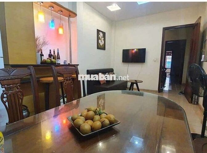 Phòng đủ đồ Núi Trúc cho thuê (chính chủ)