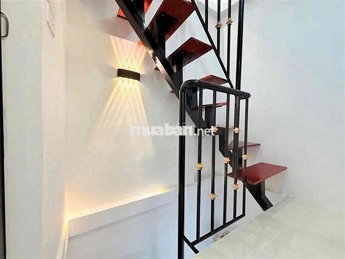 🏠 CHỈ 2 TỶ CÓ NHÀ 4 TẦNG -3 NGỦ TRUNG TÂM ĐỐNG ĐA - HỘ KHẨU XỊN