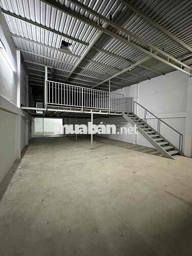 cho thuê nhà kho vp công ty . 8x35m có gác
