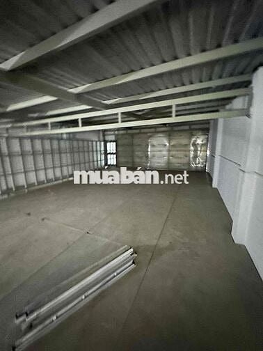 cho thuê nhà kho vp công ty . 8x35m có gác