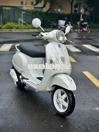 Piaggio Vespa 125 3v Fi Trắng