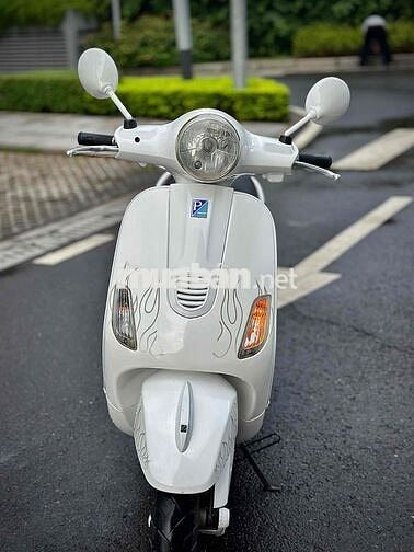 Piaggio Vespa 125 3v Fi Trắng