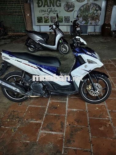 Yamaha Nouvo 6 Trắng xanh máy zin cực kỳ êm 