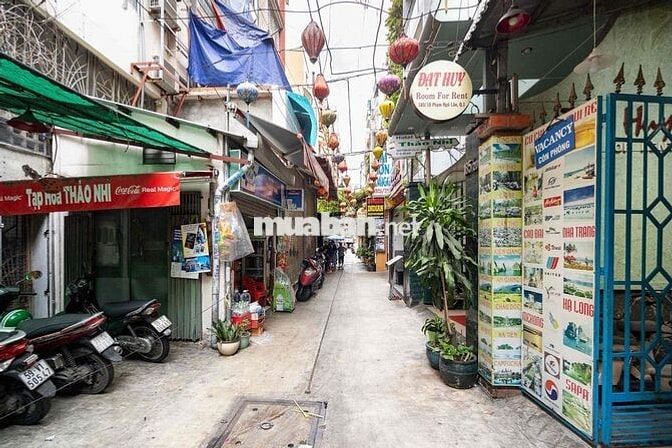 CHO THUÊ MẶT BẰNG HẺM PHẠM NGŨ LÃO QUẬN 1
