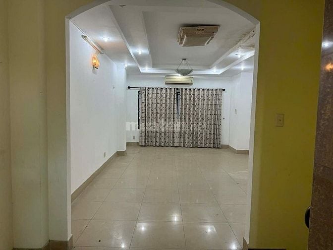 CHÍNH CHỦ BÁN NHÀ MẶT TIỀN LỚN ĐƯỜNG NAM KỲ KHỞI NGHĨA DT (8m x 25m)