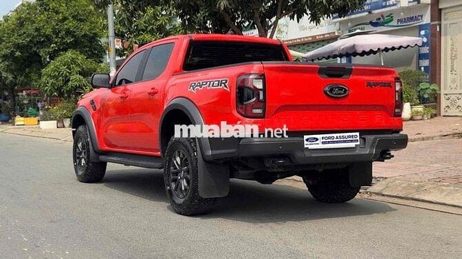 Ford Raptor 2025 Màu Đỏ giá mềm, bán tại hãng Ford