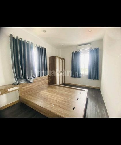Bán CHDV mặt tiền Nguyễn Khoái P2 Q4 DT 6,2X20M 8 tầng giá tốt 44 tỷ.