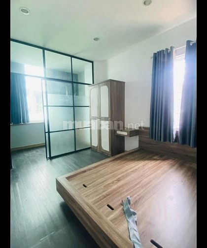 Bán CHDV mặt tiền Nguyễn Khoái P2 Q4 DT 6,2X20M 8 tầng giá tốt 44 tỷ.