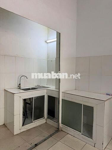 Nhà 2 lầu 3PN mặt tiền đường 30-4 chỉ 15 triệu