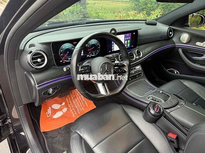 Mercedes-Benz E300 2022 Đen SIÊU MỚI 1V HƠN