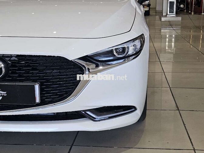 Mazda 3 Luxury 2026 1.5AT 68km