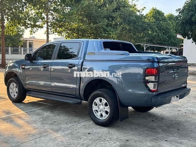 Ford Ranger XLS 2019 Xám xanh