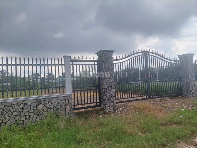 Bán 2.000m2 có 1.350 thổ, MT Lương Ngang, Tân Nhựt, Bình Chánh