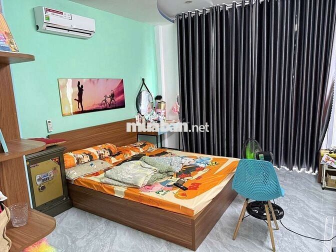 chính chủ cần bán nhà như hình chưa qua đầu tư