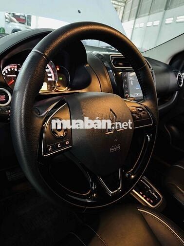 Mitsubishi Attrage Premium 2025 Trắng