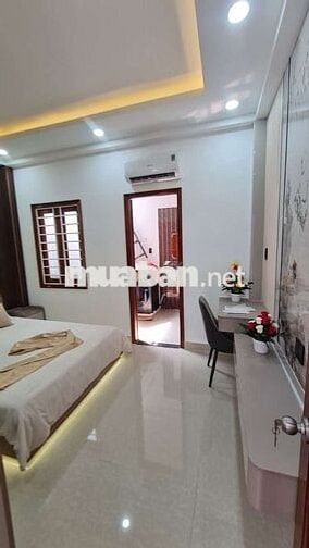 NHÀ MỚI FULL NỘI THẤT 6PN 6WC HẺM XE TẢI P9 GV