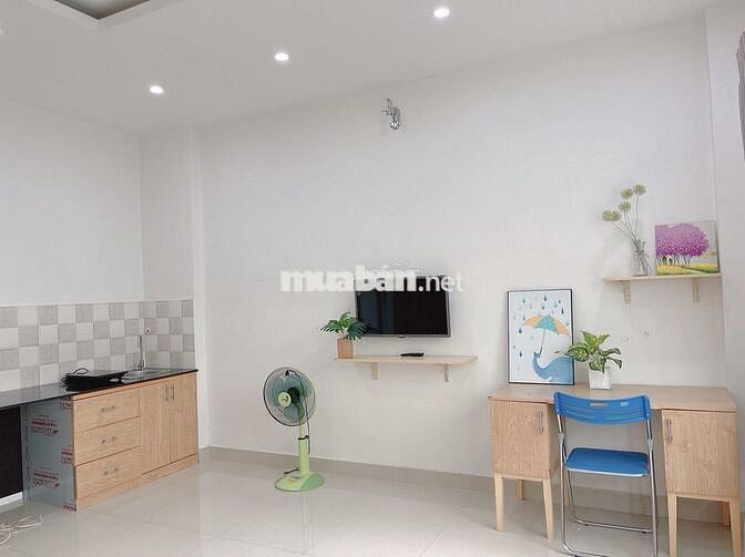 Chính chủ cho thuê CHDV full NT đối diện trường Đại học RMIT Quận 7