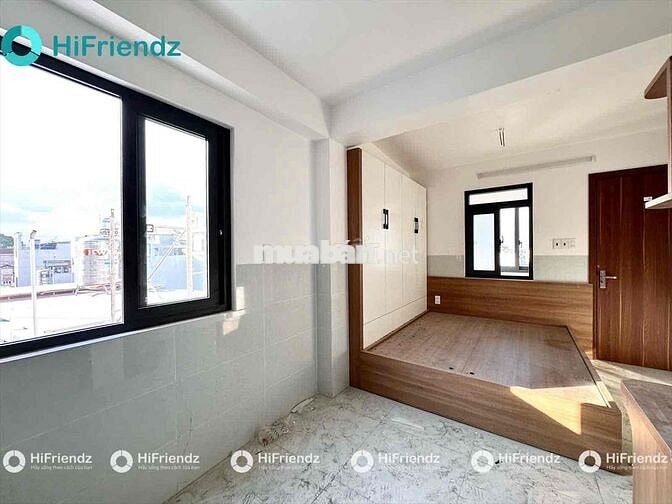 CĂN HỘ CỬA SỔ BAN CÔNG RỘNG MỚI 100% NGAY PHẠM VĂN ĐỒNG FULL NỘI THẤT