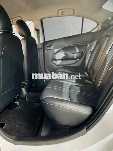 Mitsubishi Attrage Premium 2025 Trắng
