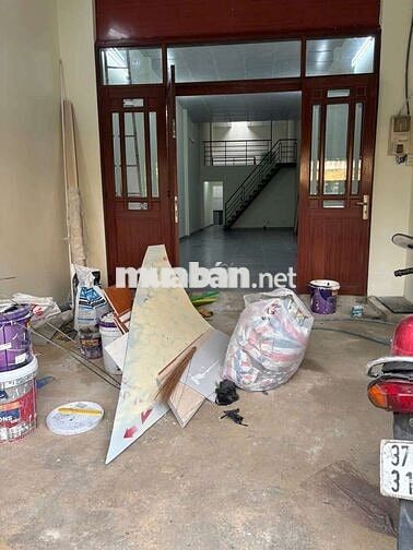 cho thuê nhà kinh doanh online kho hàng.. 