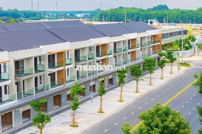 Nhà phố thương mại 1 trệt 2 lầu