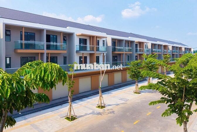 Nhà phố thương mại 1 trệt 2 lầu