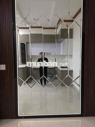 BÁN NHÀ 1 TRỆT, 1 LẦU KHU TĐC PHƯỜNG 9 TP VĨNH LONG MỚI 100%