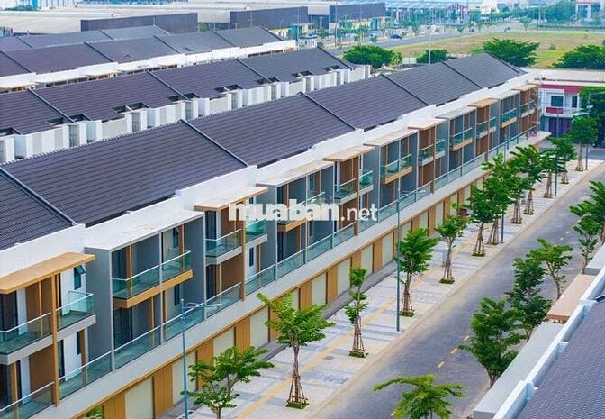 Nhà phố thương mại 1 trệt 2 lầu