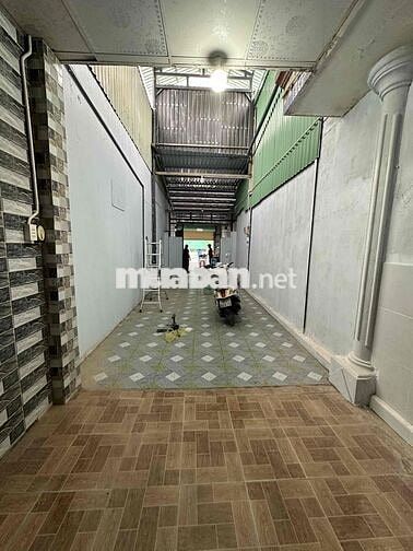CHO THUÊ NHÀ MẶT TIỀN _ Dt: 100m2 _ Trệt lầu _ Gần chung cư Thạnh lộc