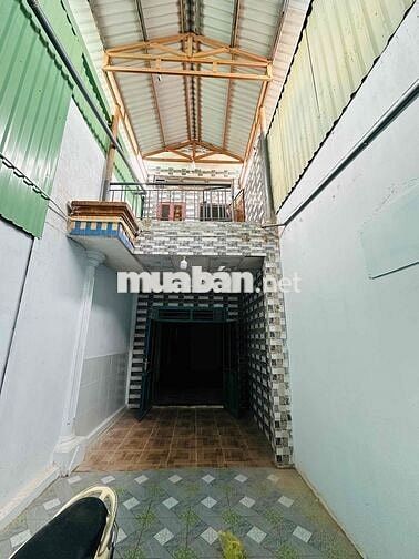 CHO THUÊ NHÀ MẶT TIỀN _ Dt: 100m2 _ Trệt lầu _ Gần chung cư Thạnh lộc